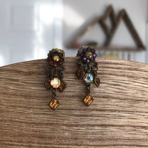 Antiqued gold stud earrings